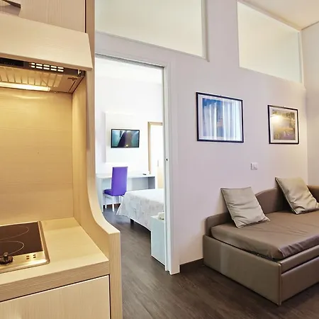 Hotel Sara 3*